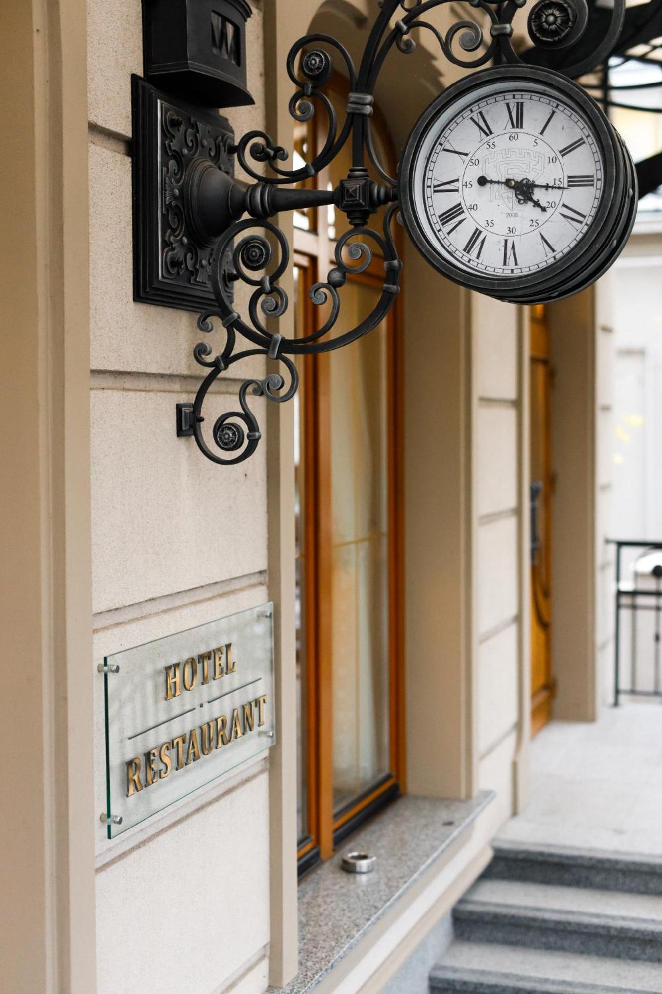 Ganz Hotel Ivano-Frankivsk Eksteriør bilde